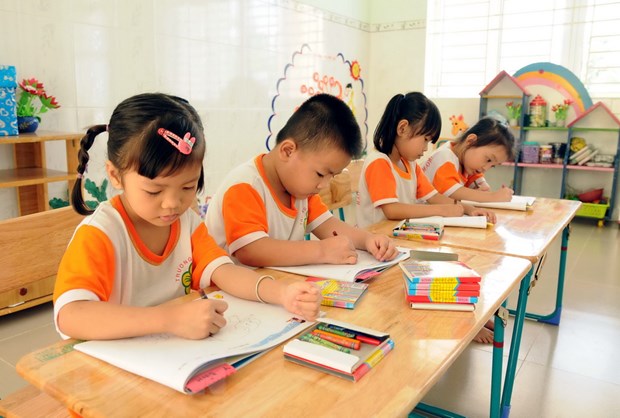 Hà Nội: Tiếp tục tuyển sinh lớp 1, lớp 6 theo tuyến quận, huyện, thị xã - Ảnh 1.
