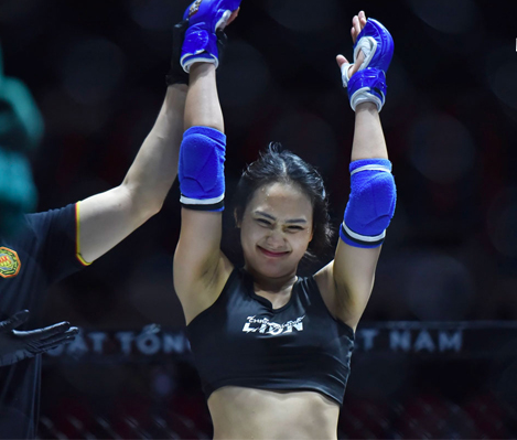 Phạm Thị Nhung: Hot girl MMA đẹp không góc chết, fan nam chỉ muốn &quot;xin bị đấm&quot; - Ảnh 9.