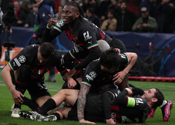 AC Milan hạ Napoli 1-0 ở tứ kết lượt đi cúp C1