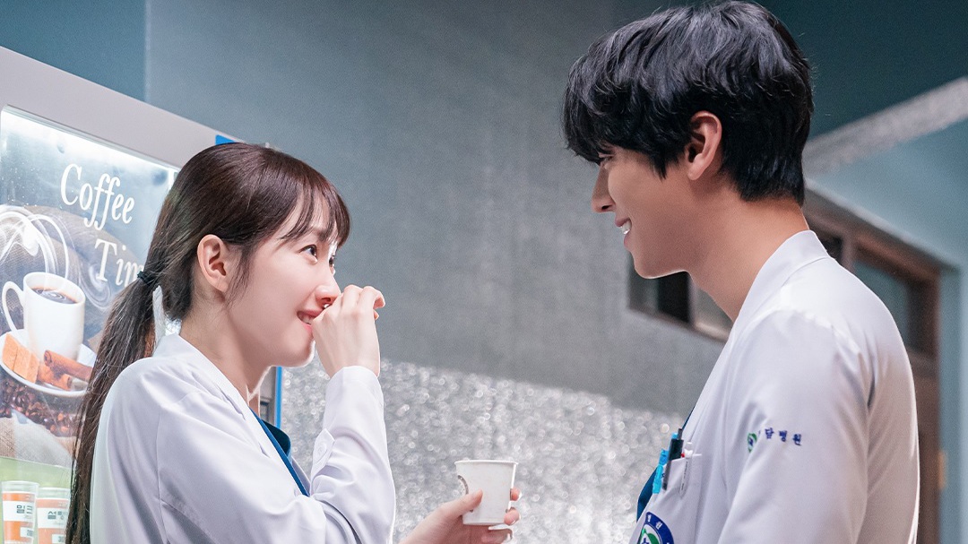 Ahn Hyo Seop – Lee Sung Kyung quá đẹp đôi trong 'Người thầy y đức 3'