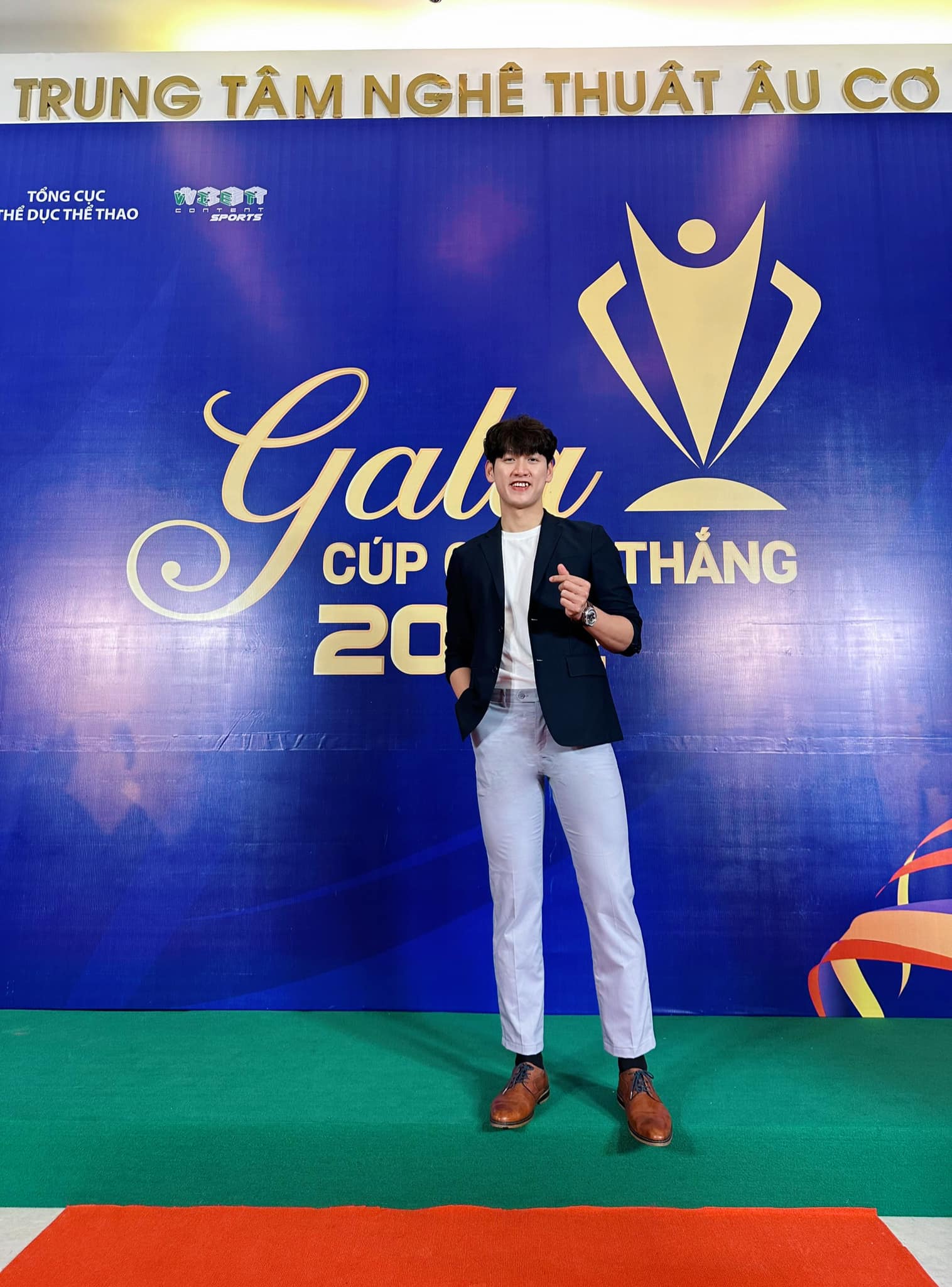 Kình ngư Hoàng Quý Phước như nam thần Hàn Quốc, thủ lĩnh đường đua xanh Việt Nam tại SEA Games 32 - Ảnh 9.