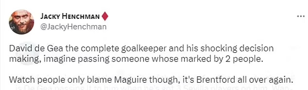 CĐV MU chỉ trích Maguire vì dẫn đến bàn mở tỷ số của Sevilla - Ảnh 10.