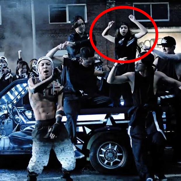 Lisa (BLACKPINK) xuất hiện trong teaser của Taeyang (BIGBANG), chỉ một khoảnh khắc chứng minh đẳng cấp sau 10 năm  - Ảnh 4.