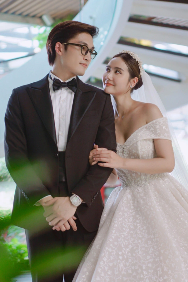 Ngắm ảnh cưới lung linh của những cặp đôi trên phim Việt - Ảnh 21.