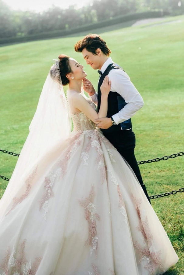Ngắm ảnh cưới lung linh của những cặp đôi trên phim Việt - Ảnh 5.