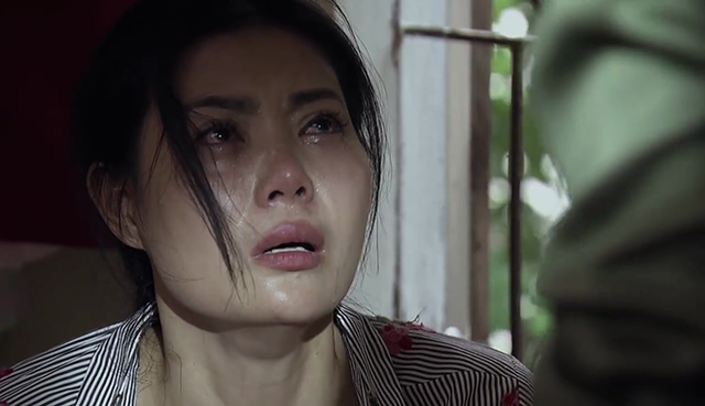 Hai cảnh quay đầy đau thương khi bị cưỡng bức của Thanh Hương trên màn ảnh khiến khán giả xót xa - Ảnh 6.