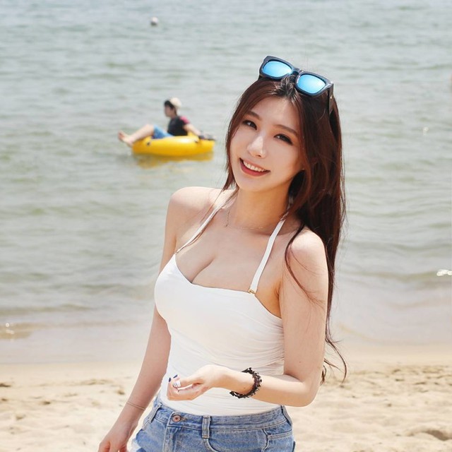 “Nữ giảng viên xinh đẹp nhất Hàn Quốc” từng gây bão mạng, khiến không sinh viên nào nỡ trốn học bây giờ ra sao ở tuổi U40? - Ảnh 4.