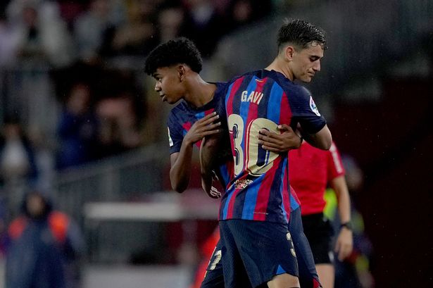 Barcelona thắng 4 sao trong ngày trình làng thần đồng 15 tuổi, xác định thời điểm vô địch trước mũi Real - Ảnh 7.