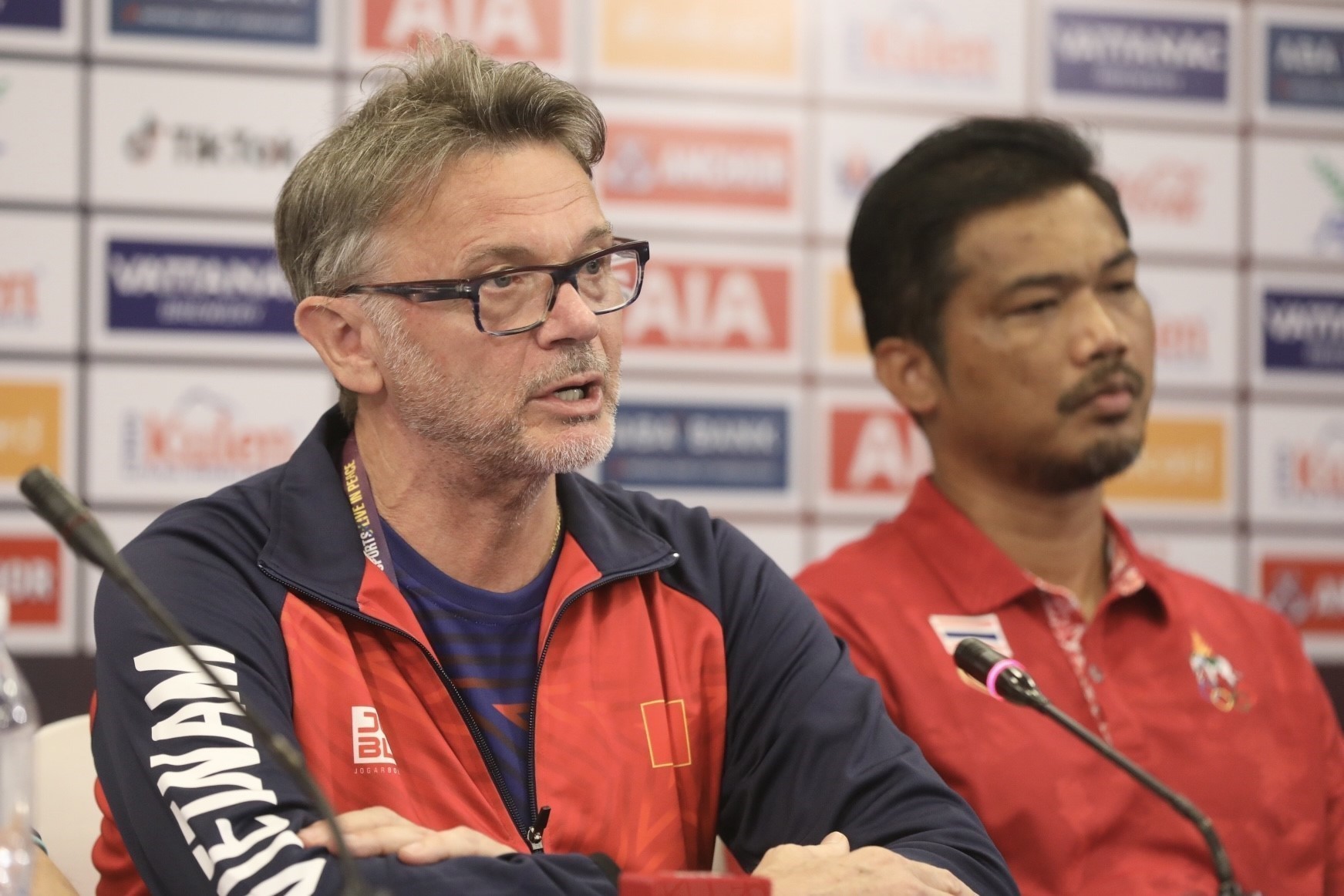 HLV Troussier: 'U22 Việt Nam chờ để chơi thứ bóng đá tốt nhất' - Ảnh 2.