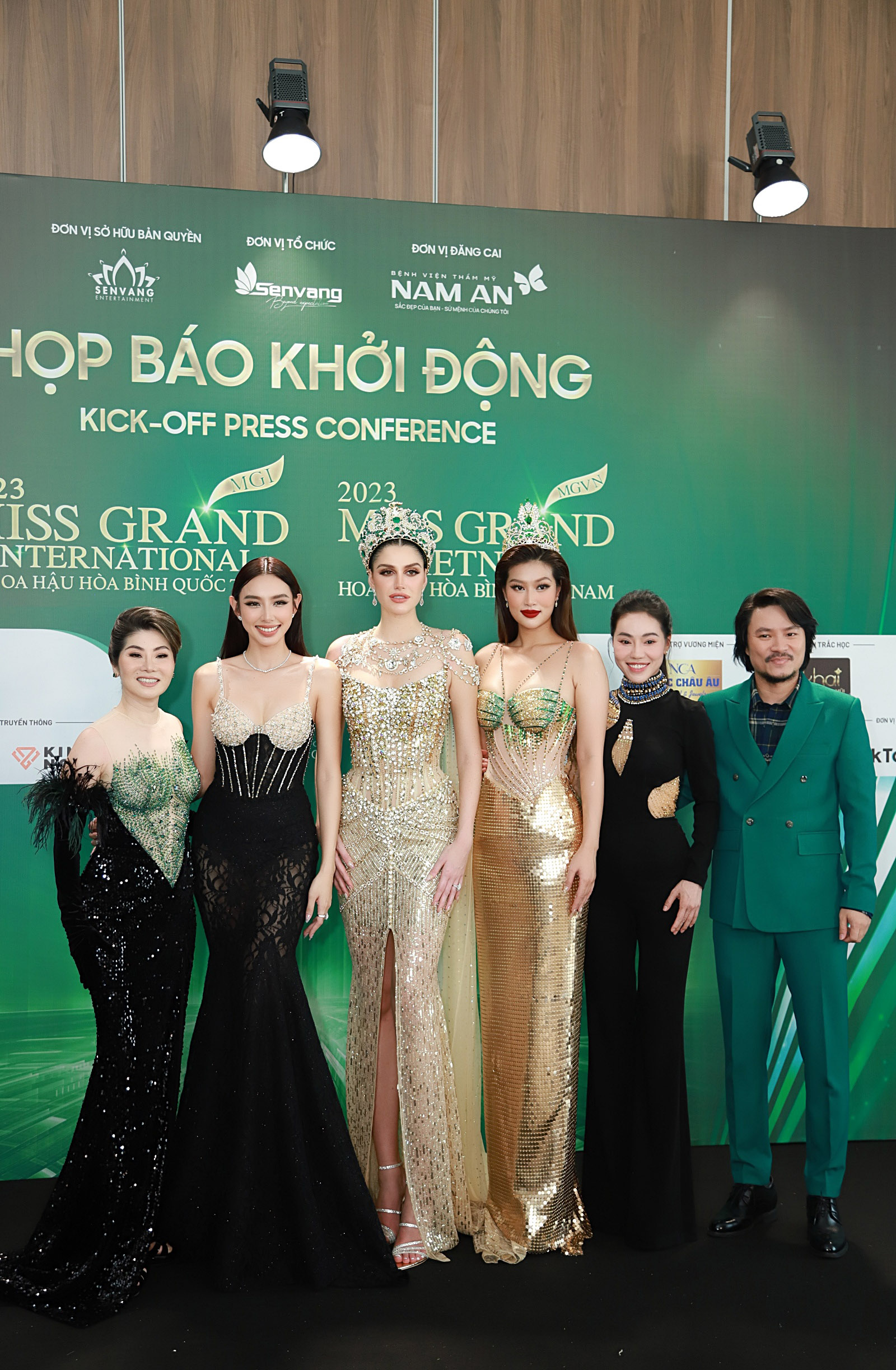 Màn đọ sắc gây &quot;bùng nổ&quot; hôm nay: Đương kim Miss Grand International và Thùy Tiên &quot;chặt chém&quot;, Thiên Ân lộ khuyết điểm trên thảm đỏ - Ảnh 4.