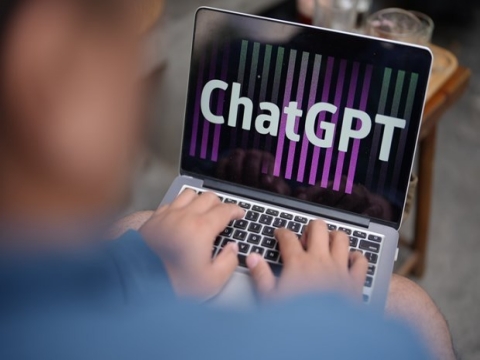 Lo sợ A.I, nhiều nước Châu Âu cấm ChatGPT - Ảnh 2.