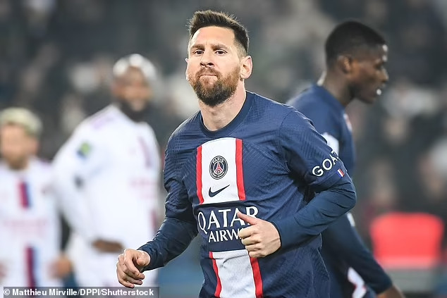 Barcelona thảm bại ở Kinh điển, fan rầm rĩ gọi tên Messi - Ảnh 3.