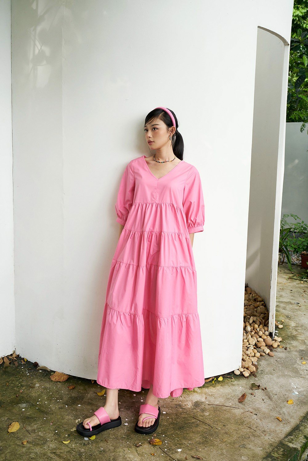 Chỉ có thể là ngọc nữ Hà Tăng: Body đẹp xuất sắc nhưng chỉ thích duy nhất 1 kiểu váy thùng thình, giấu dáng - Ảnh 10.