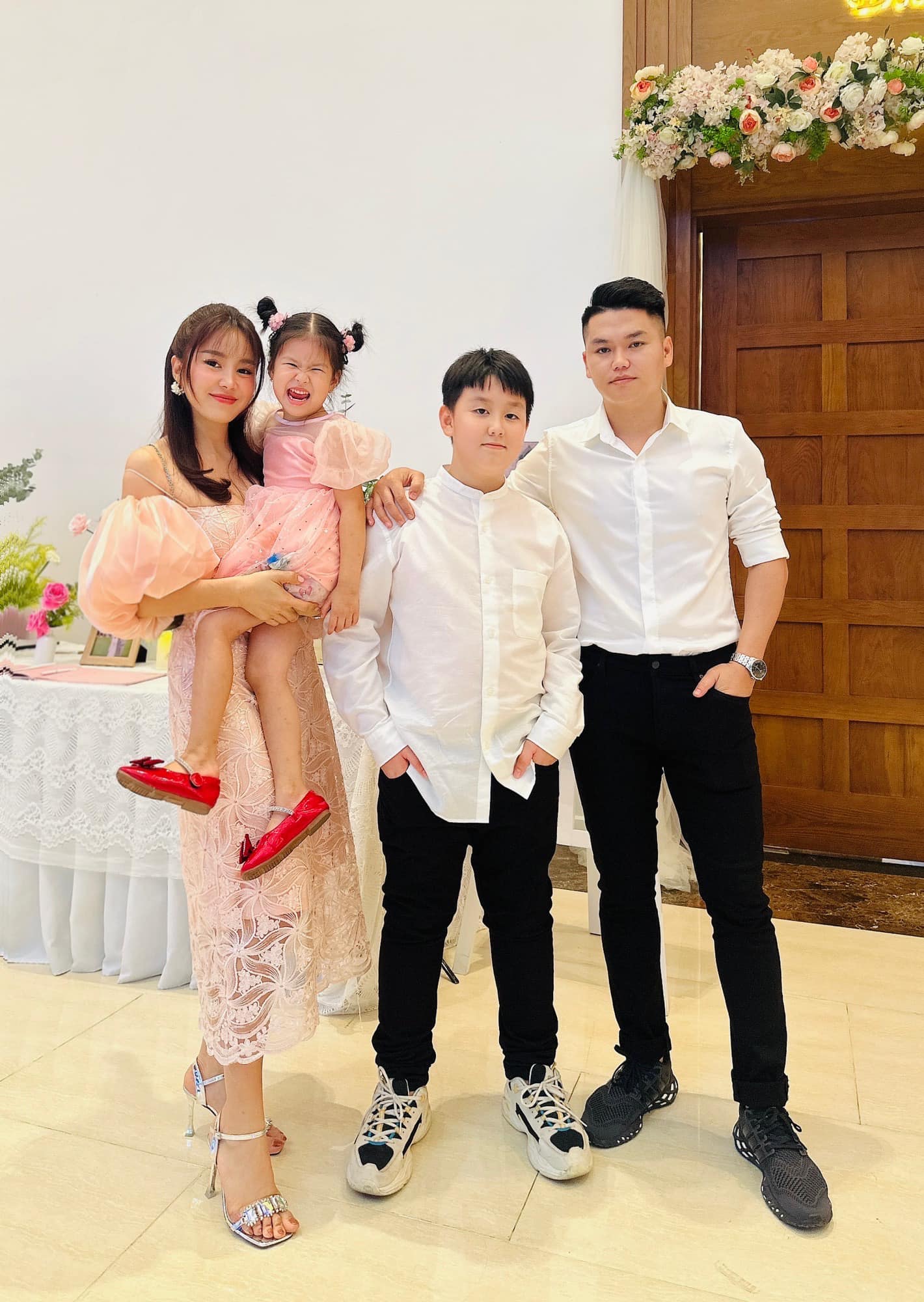 Lê Phương và chồng kém 7 tuổi: Tình yêu nảy nở ở Trường Sa, từng bị phản đối nhưng giờ hạnh phúc đáng ngưỡng mộ - Ảnh 3.