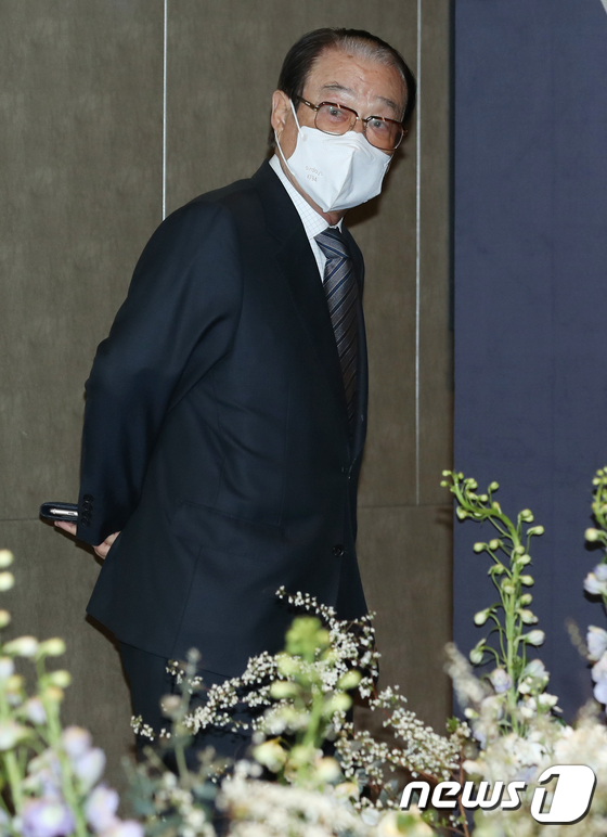 Cặp đôi “con ghẻ quốc dân” Lee Da Hae - Se7en tới muộn trong hôn lễ Lee Seung Gi đến mức không có hình chụp: Là tinh tế hay thiếu lịch sự? - Ảnh 5.