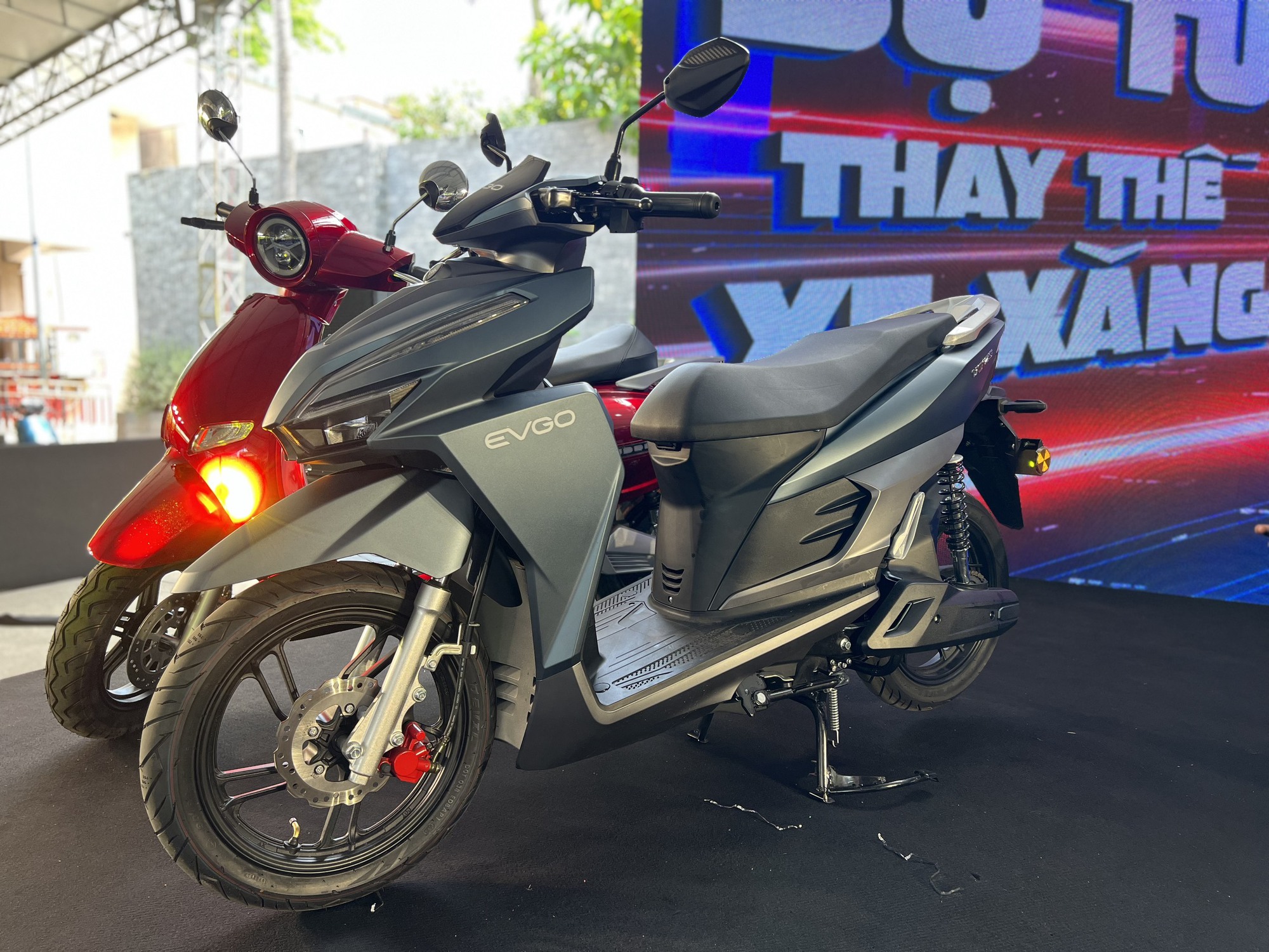 Hãng bồn nước nổi tiếng Việt Nam nhảy sang làm xe máy điện Nhái Vario giá 45  triệu đồng khó đấu VinFast