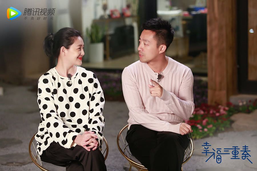 Từ Hy Viên vừa hé lộ chuyện 2 lần sảy thai với chồng cũ, Uông Tiểu Phi đã lộ ảnh tay trong tay với tình mới - Ảnh 4.