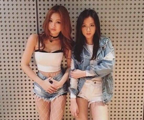 “Đào” lại loạt ảnh BLACKPINK trước khi ra mắt: Netizen bất ngờ đổ dồn sự chú ý vào nhan sắc xuất chúng của “cô gái thứ 5” - Ảnh 4.