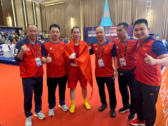 Hà Thị Linh xuất sắc giành HCV boxing hạng 63kg của nữ ở SEA Games 32