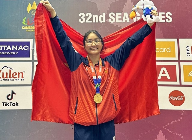 Cao Thị Duyên xuất sắc giành 3 HCV, 2 HCB môn lặn ở SEA Games 32