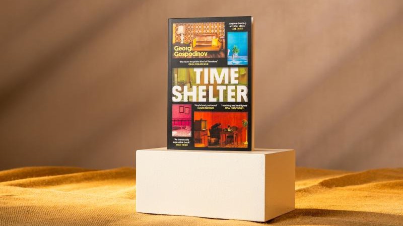 'Time Shelter' thắng giải Booker Quốc tế 2023: Điều gì sẽ xảy ra khi ký ức biến mất?