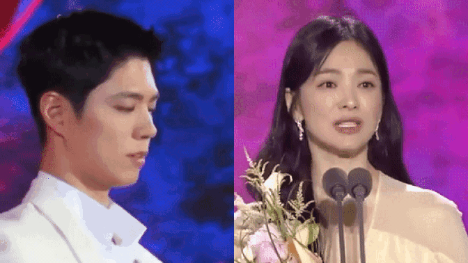 Clip gây sóng gió: Park Bo Gum cố kìm nén khi Song Hye Kyo phát biểu nhận giải ở Baeksang vì tin đồn ngoại tình năm xưa?
