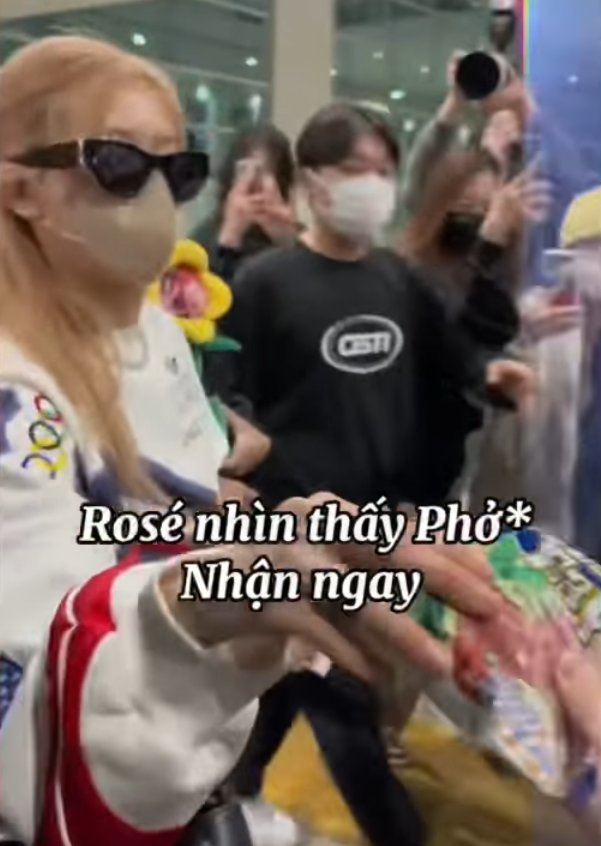 Rosé Blackpink hớn hở tiết lộ thích ăn phở Việt Nam - Ảnh 3.