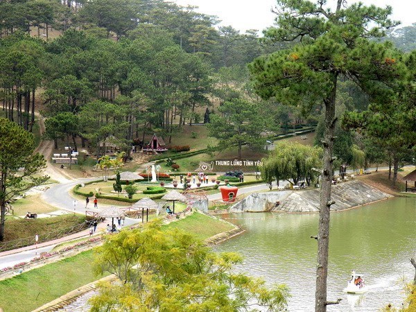 Lâm Đồng: Hoàn thiện đưa vào sử dụng Cầu đáy kính tại Danh lam thắng cảnh Thung lũng Tình Yêu - Ảnh 1.