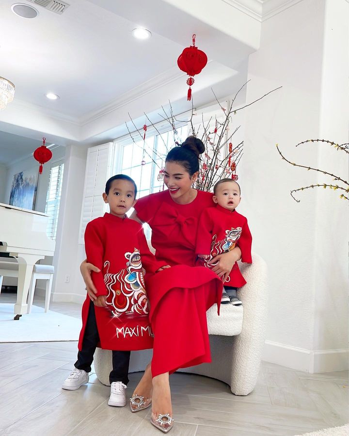 Nàng hậu Vbiz bỏ lại tất cả sang Mỹ, 3 năm 2 con và bí mật chưa được bật mí - Ảnh 9. Nàng hậu Vbiz bỏ lại tất cả sang Mỹ, 3 năm 2 con và bí mật chưa được bật mí - Ảnh 9.