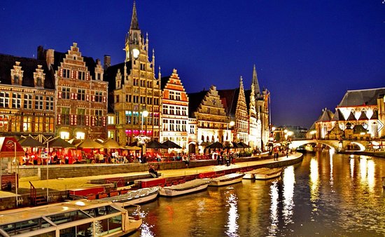 Hai thành phố của Bỉ tìm cách hạn chế du lịch đại chúng để bảo vệ môi trường - Ảnh 2.