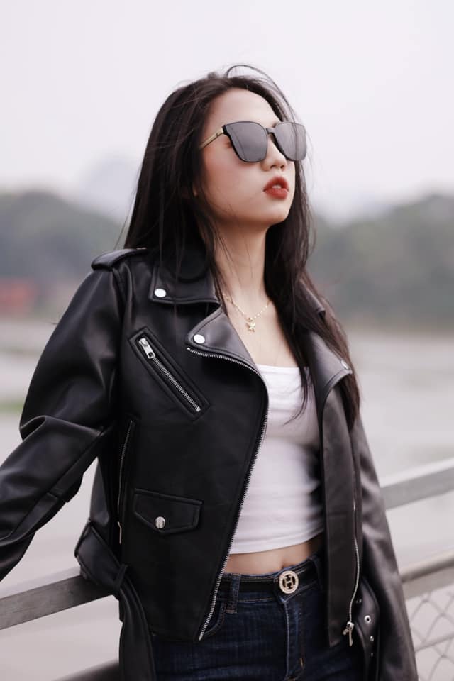 Hot girl ĐT nữ Việt Nam Trần Thị Duyên thả dáng cùng bikini nhỏ xíu, khoe đường cong triệt để - Ảnh 7.