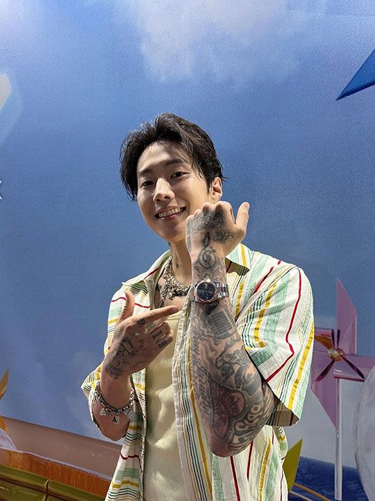 Rapper Jay Park từng bị vào 'danh sách đen' giờ là nghệ sĩ K-pop nổi bật bậc nhất - Ảnh 1.