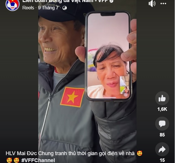 Xúc động cuộc video HLV Mai Đức Chung gọi cho vợ khi cùng tuyển nữ tập dưới trời mưa lạnh giá - Ảnh 3.