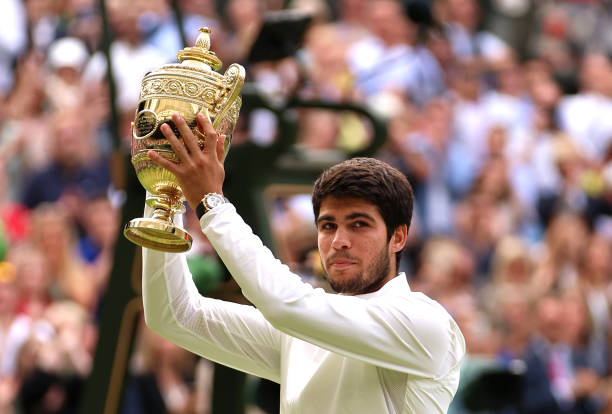 Carlos Alcaraz vô địch Wimbledon 2023 khi mới 20 tuổi