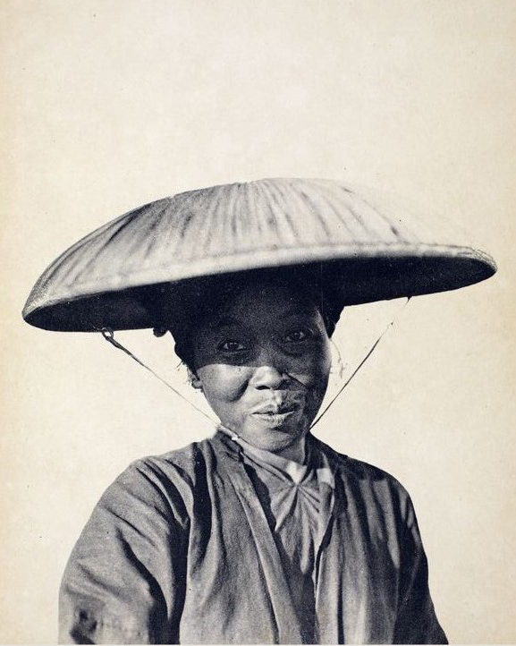 Ảnh = Ký ức = Lịch sử (kỳ 79): Đôi điều về cái nón Việt Nam - Ảnh 19.