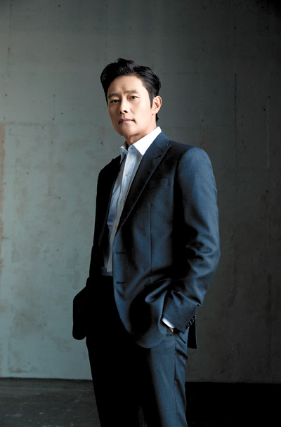 Tài tử Lee Byung Hun vực dậy sự nghiệp sau scandal ngoại tình nhờ 'Squid Game' - Ảnh 7.