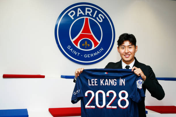 Lee Kang In gia nhập PSG