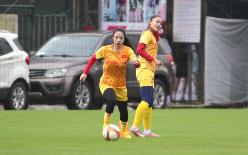 Trung vệ Chương Thị Kiều: ‘Không buồn vì World Cup, đội tuyển nữ Việt Nam chiến đấu hết mình tại ASIAD’ - Ảnh 3.