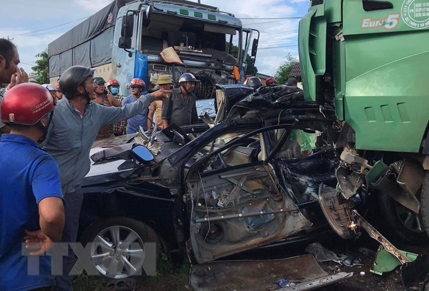 Vụ tai nạn tại Chư Pưh (Gia Lai): Tạm giữ hình sự tài xế xe tải Đinh Tiến Bình - Ảnh 1.