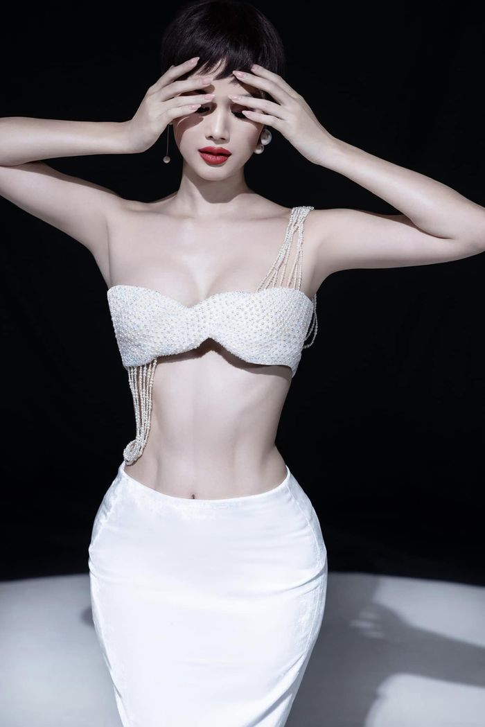 Hương Ly lần thứ 4 thi Hoa hậu: Giàu kinh nghiệm chinh chiến, có váy từ giấm ăn gây bão - Ảnh 3.