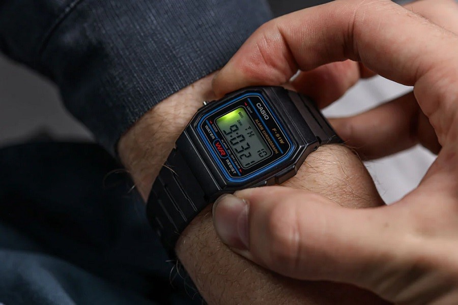 Đồng hồ Casio Illuminator giá bao nhiêu, mua ở đâu uy tín? - Ảnh 1.