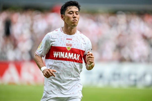 Liverpool chiêu mộ Wataru Endo từ Stuttgart