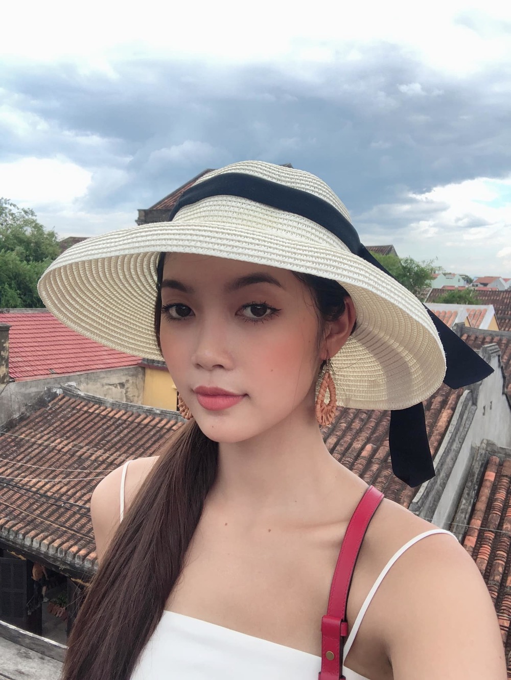 Mỹ nhân Sóc Trăng đăng quang Hoa hậu Đại dương Việt Nam: Từng tốt nghiệp cử nhân loại Giỏi - Ảnh 7.