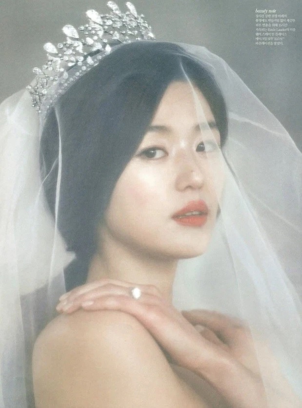 'Mợ chảnh' Jun Ji Hyun quyết tâm kết hôn vì 'ghen tị' với chị đẹp Lee Young Ae? - Ảnh 6.