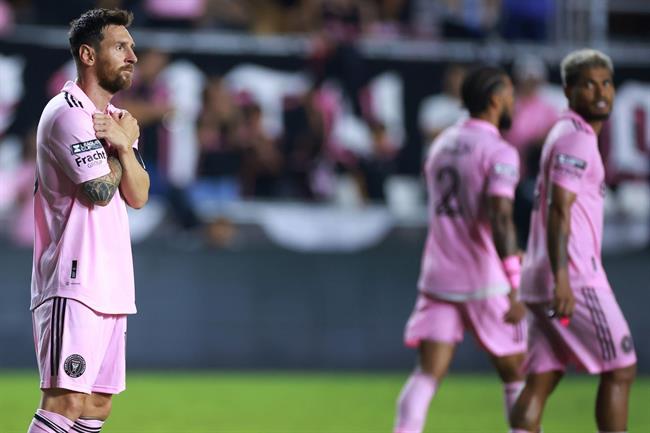 Messi lập cú đúp thần sầu, Inter Miami tiếp tục thăng hoa với 'tổ đội' cựu sao Barca - Ảnh 3.