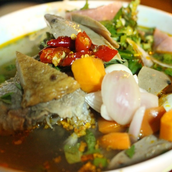 Top 10 món ăn ngon bổ rẻ phải thử khi đến thành phố đáng sống Đà Nẵng - Ảnh 15.