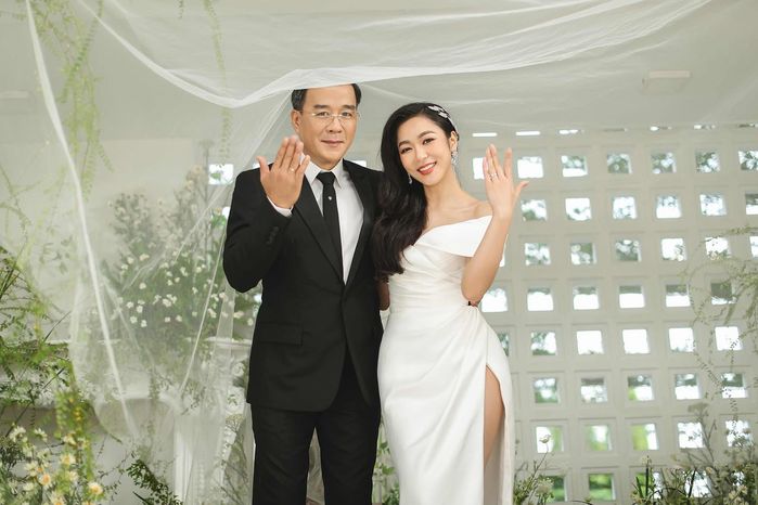 Hà Thanh Xuân xác nhận ly hôn với Vua cá Koi, hé lộ góc khuất hôn nhân - Ảnh 1.