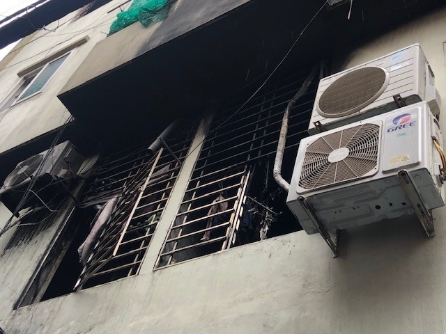 Phó Thủ tướng Trần Lưu Quang đến hiện trường chỉ đạo khắc phục hậu quả Vụ cháy chung cư mini ở Thanh Xuân - Ảnh 5.