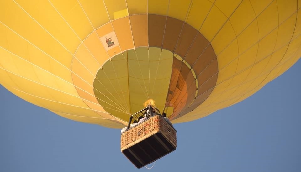 Trải nghiệm bay khinh khí cầu tại Mũi Né, ngắm trọn thành phố từ trên cao - Ảnh 7.