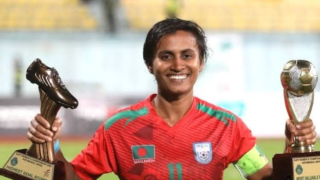 Muốn thắng nữ Bangladesh, Việt Nam và thủ môn Kim Thanh phải đặc biệt chú ý cầu thủ này - Ảnh 4.